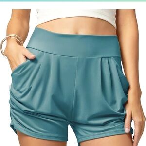 Conceited Aquamarine Pleated Shorts for Women with Pockets - High Rise. Size S